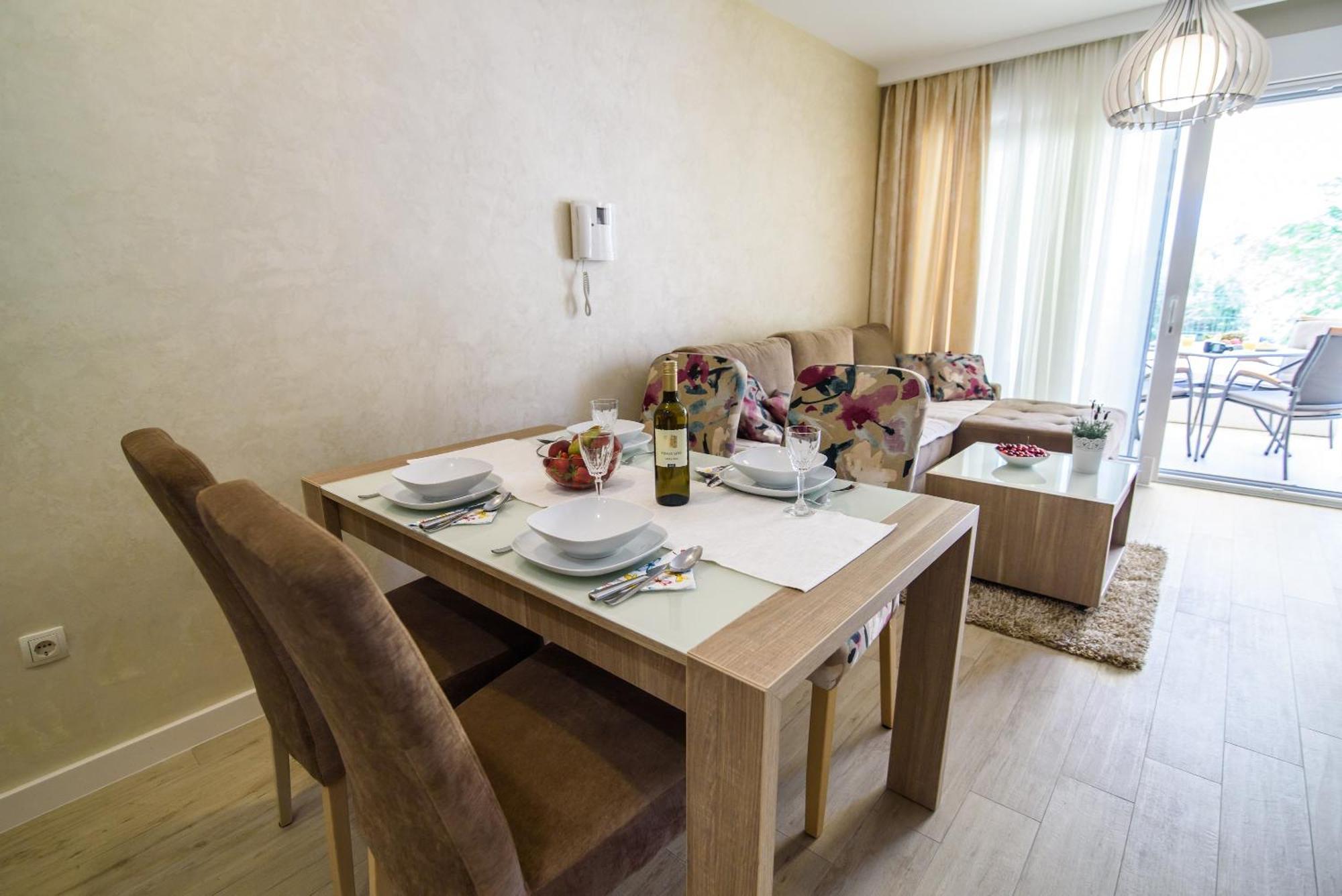 Apartments Leone Lukas Проманья Номер фото